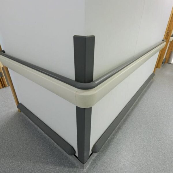 Hand crash rail and corner guard (1)